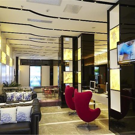 Lavande Hotel Tianhe Gangding Subway Station Branch Kanton Zewnętrze zdjęcie